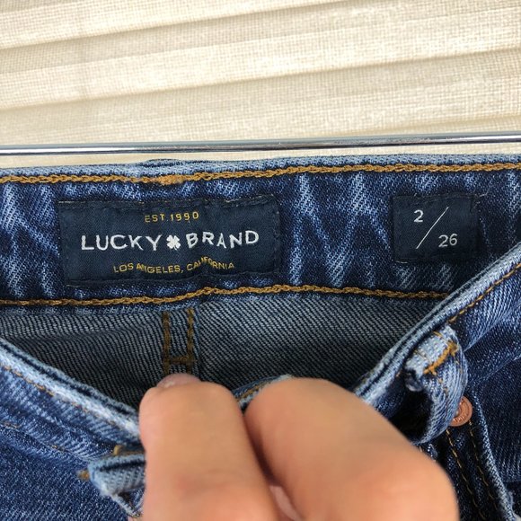 Lucky Brand Distressed Straight Jeans Minimalist Trending Timeless - Picture 7 of 12